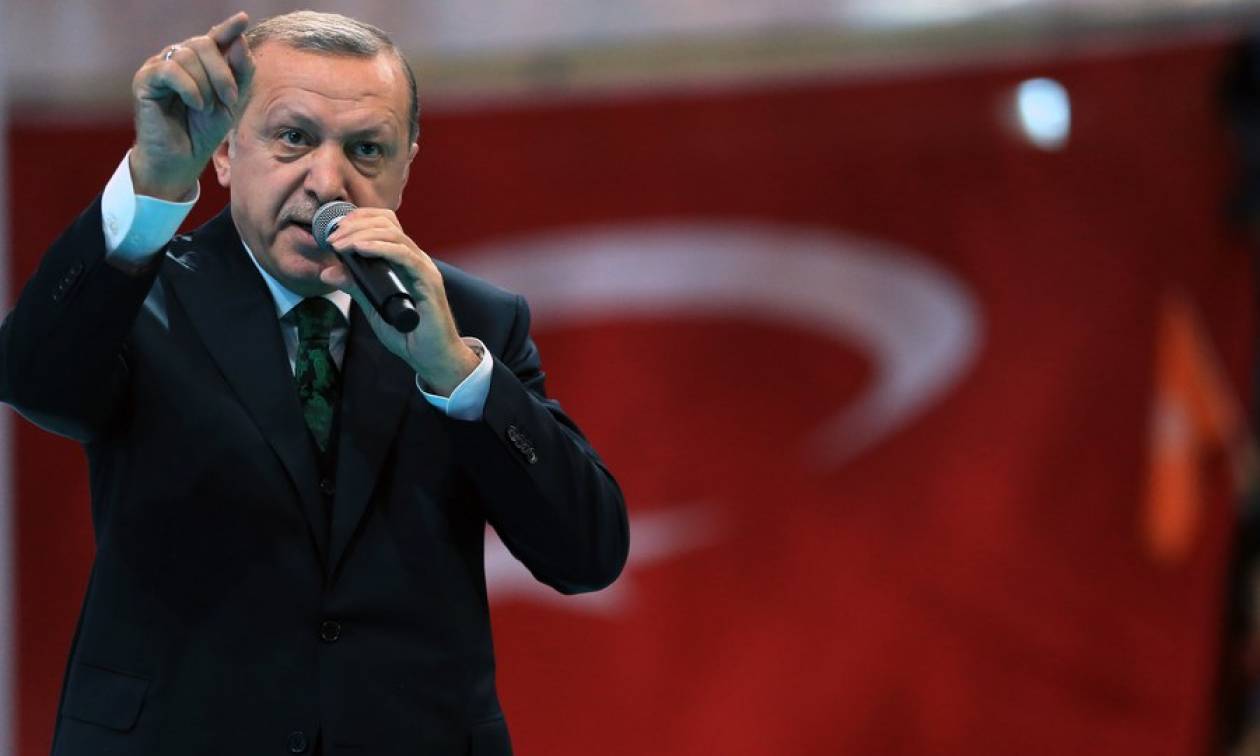«Ξέφυγε» ο Ερντογάν: Απειλεί τώρα και τις ΗΠΑ – «Την Τουρκία θα τη σέβεστε»