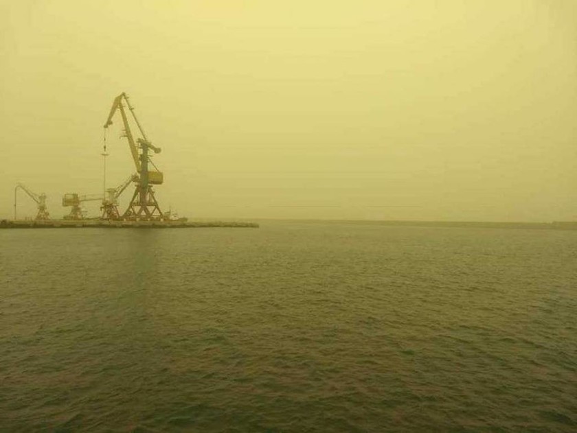 Απίστευτες εικόνες: Η αφρικανική σκόνη «εξαφάνισε» την Κρήτη!
