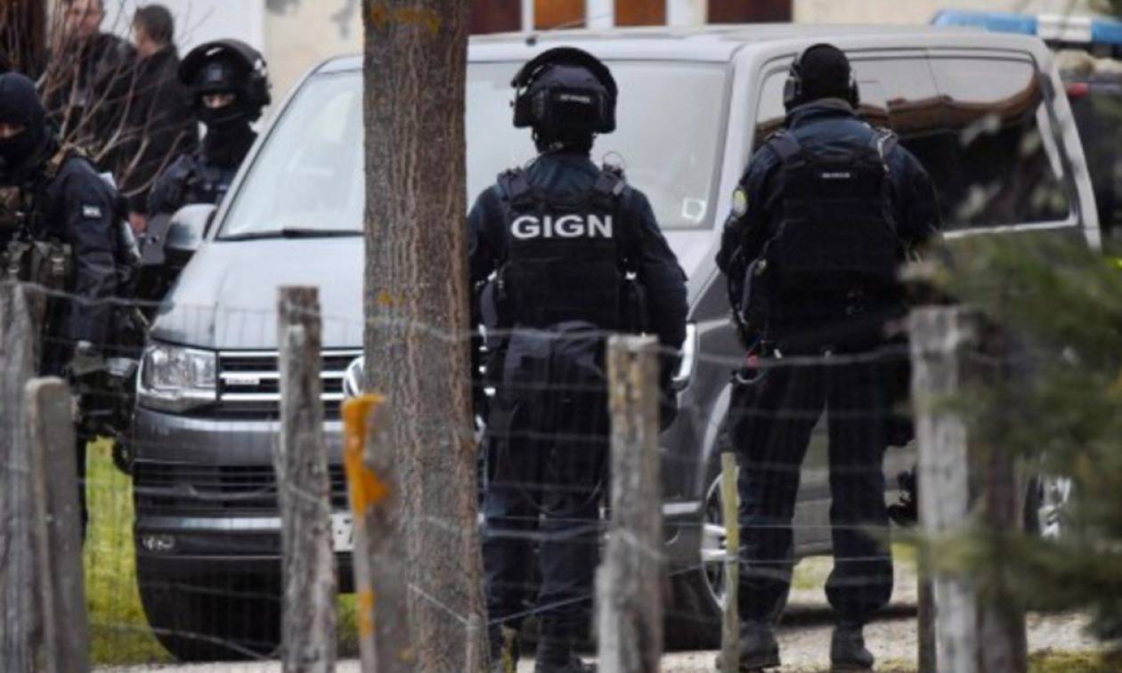 Τρομοκρατική επίθεση και ομηρεία στη Γαλλία: Δείτε LIVE εικόνα