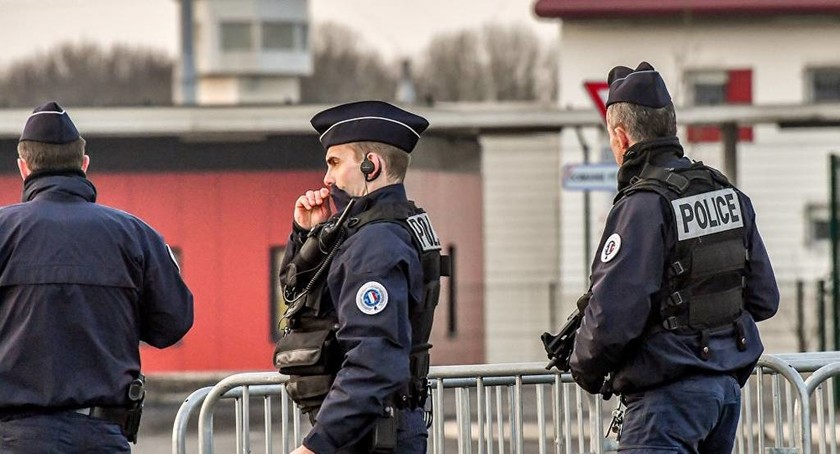 Τρομοκρατική επίθεση Γαλλία: Δείτε ΤΩΡΑ φωτογραφίες από το σημείο