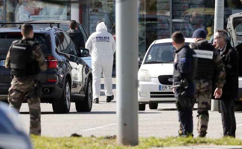 Γαλλία: Το Ισλαμικό Κράτος ανέλαβε την ευθύνη για την επίθεση στην Τρεμπ (pics+vids)