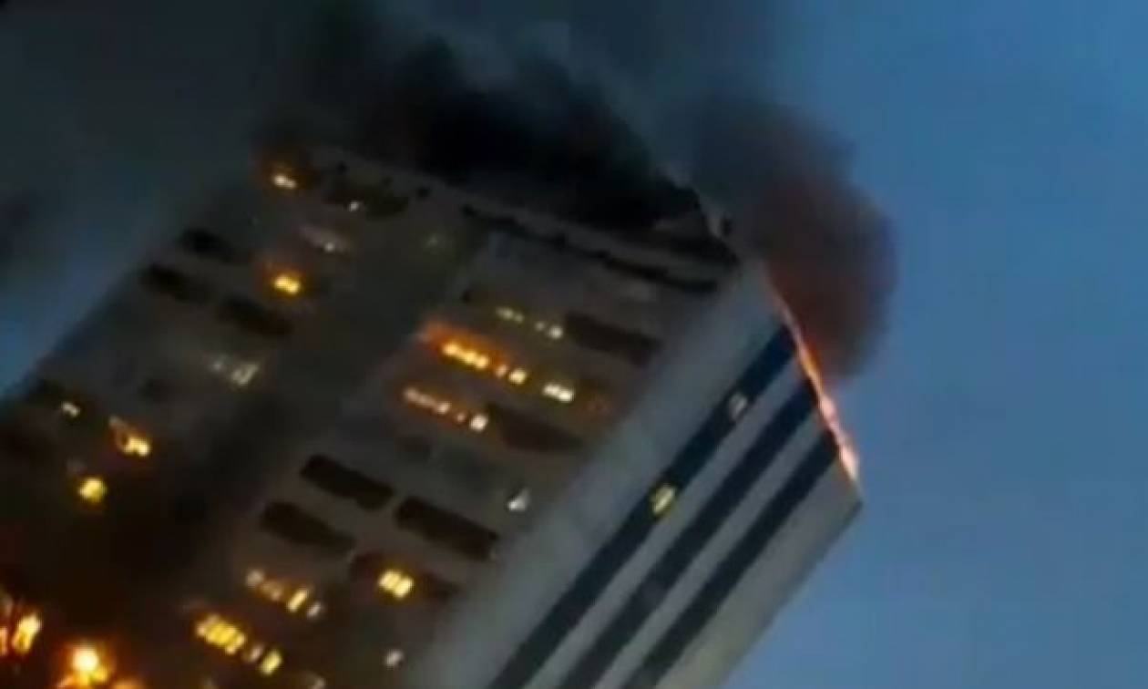 Νέος συναγερμός στη Ρωσία από φωτιά σε πολυκατοικία με 200 άτομα (vids)