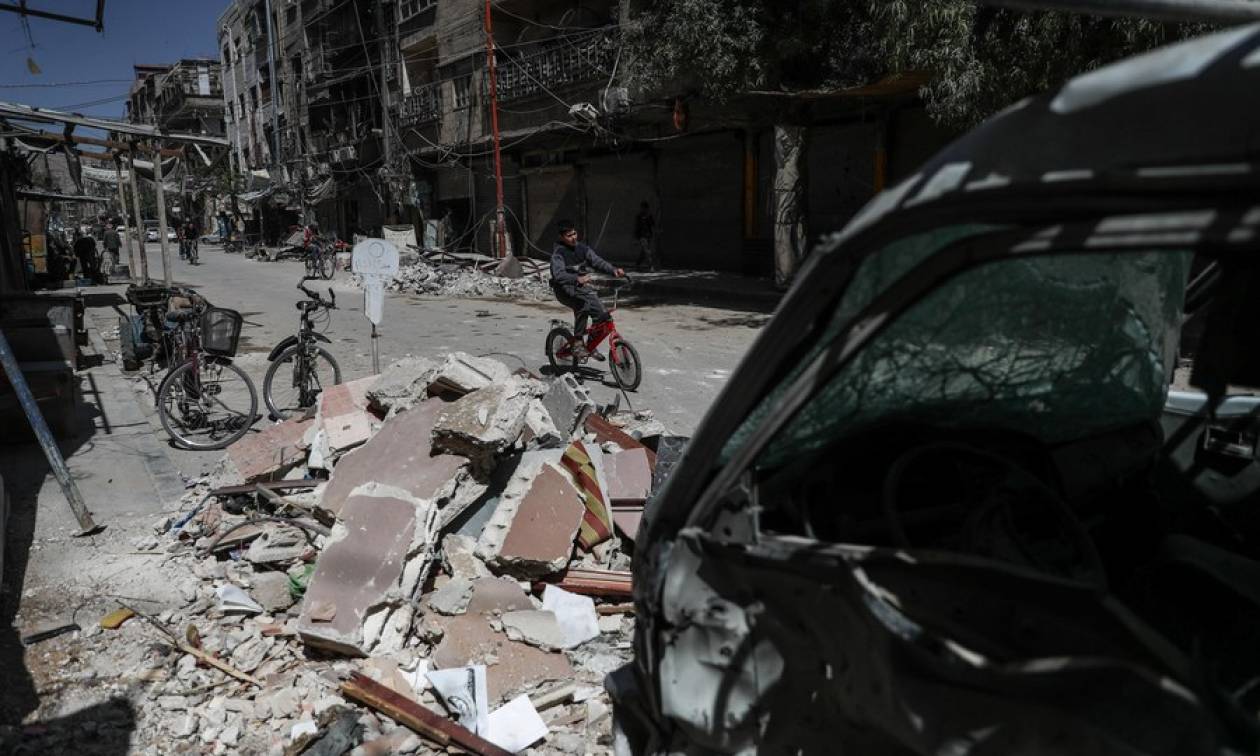 Συρία: Τουλάχιστον 27 άμαχοι νεκροί από βομβαρδισμούς αντικαθεστικών δυνάμεων