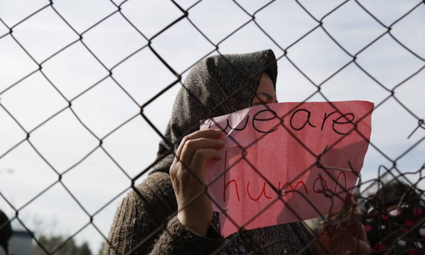 Φόβοι ότι η Τουρκία ανοίγει ξανά τη «στρόφιγγα» με τους πρόσφυγες