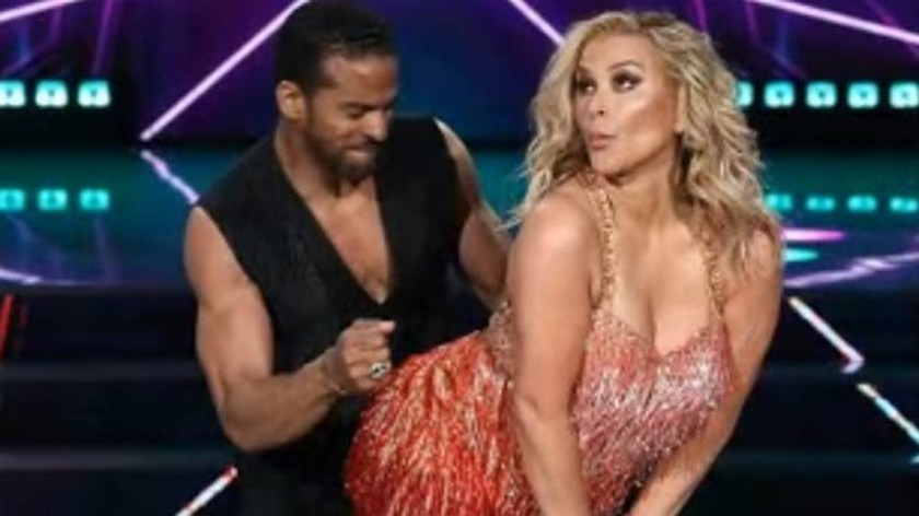 Χαμός στο «Dancing With The Stars»: Πασίγνωστη τραγουδίστρια τα έδειξε… όλα (video+pics)