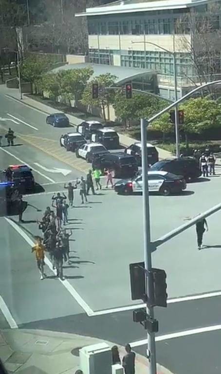 Καλιφόρνια: Ποια ήταν η δράστις της ένοπλης επίθεσης στα κεντρικά γραφεία του YouTube 