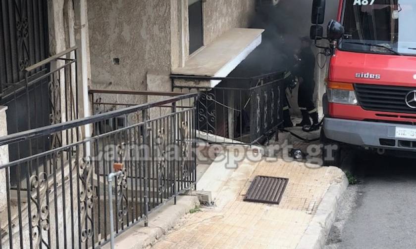 Πανικός στη Λαμία: Φωτιά σε διαμέρισμα με μικρά παιδιά (pics)