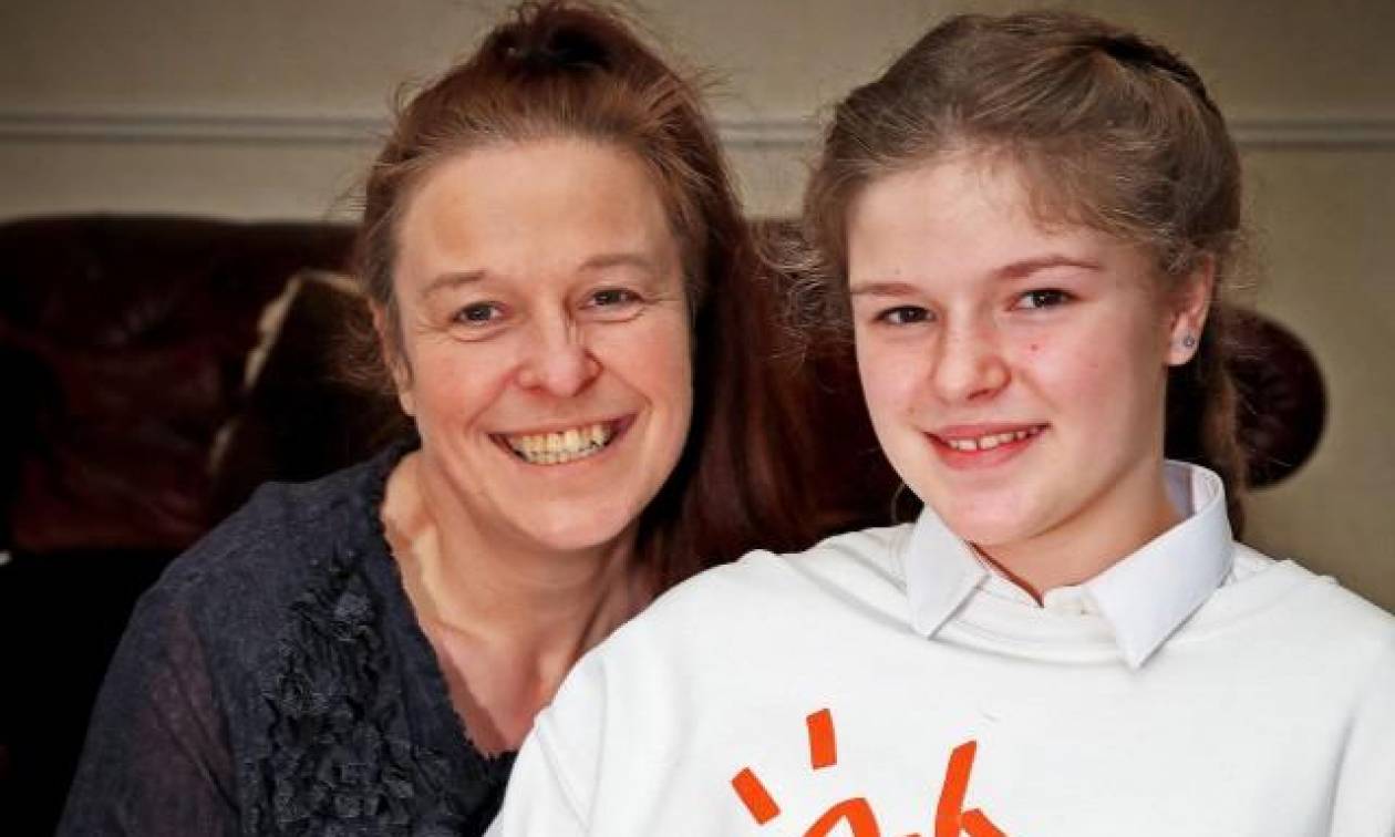 Βρετανία: 12χρονη που γλύτωσε από το μακελειό στο Μάντσεστερ προσκλήθηκε στον γάμο του πρίγκιπα Χάρι