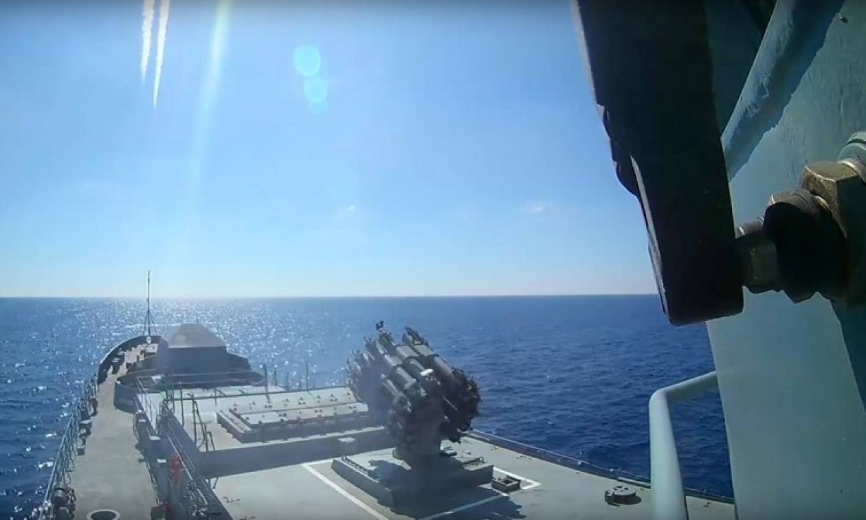 Ρωσικά πλοία απομακρύνονται από τη Συρία υπό το φόβο επίθεσης