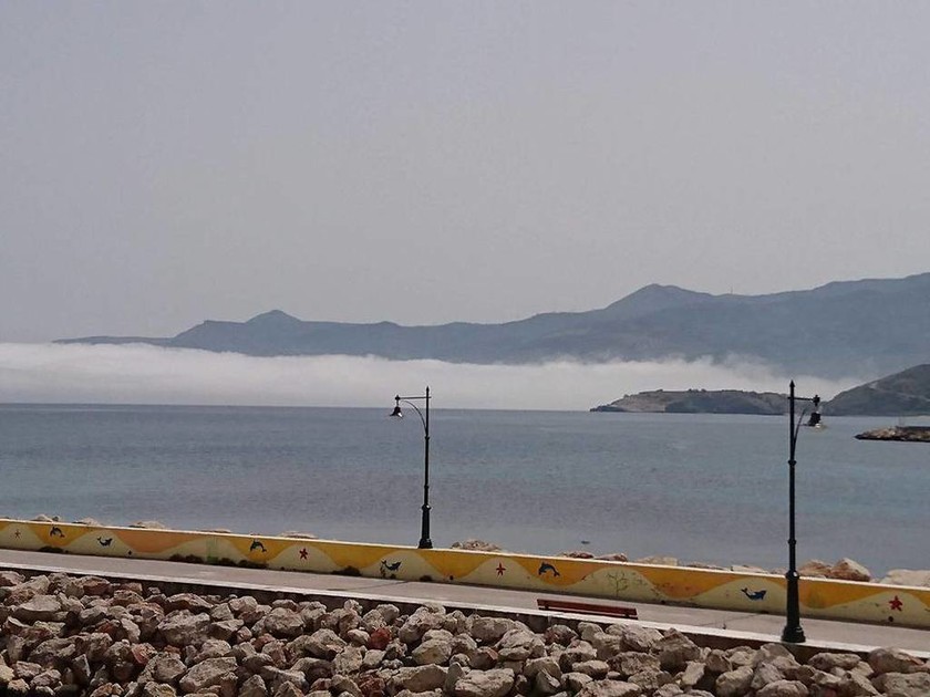 Εντυπωσιακές εικόνες από την Κρήτη: Όταν τα σύννεφα ακούμπησαν τη θάλασσα …