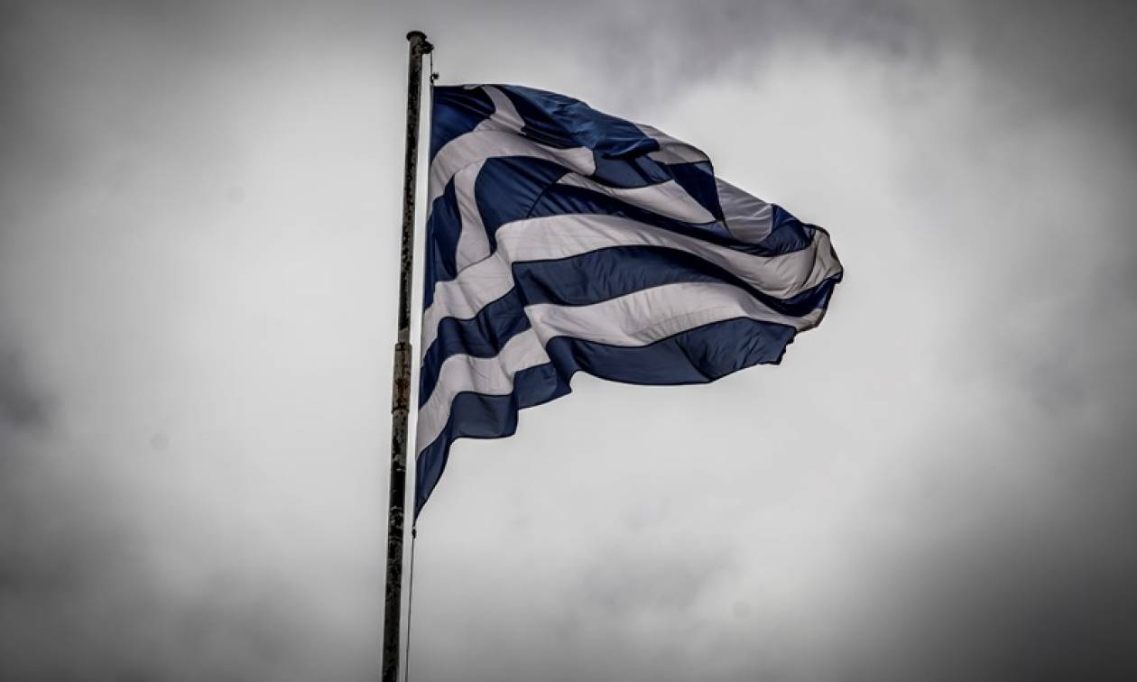 Κατέβασαν ελληνική σημαία από βραχονησίδα οι Τούρκοι; Τι απαντά ο δήμαρχος Φούρνων στο Newsbomb.gr