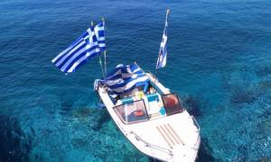 «Τούρκοι κομάντος κατέβασαν την ελληνική σημαία»: Άλλα λέει ο Τσαβούσογλου, άλλα ο Γιλντιρίμ!