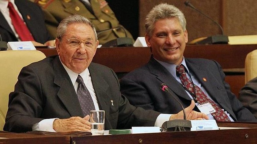 Κάστρο τέλος! Αυτός είναι ο νέος πρόεδρος της Κούβας (Pics+Vid)