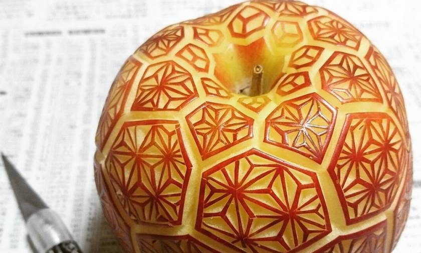Gaku: Ο γλύπτης που μετέτρεψε τα φρούτα σε εντυπωσιακά έργα τέχνης (Pics)