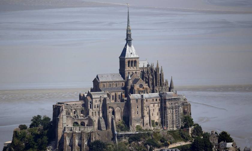 France's Mont Saint-Michel evacuated after man threatens police: district prefect