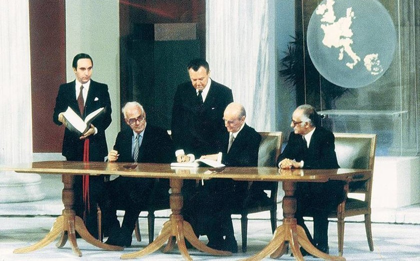 Κωνσταντίνος Καραμανλής 23 Απριλίου 1998: Είκοσι χρόνια χωρίς τον Εθνάρχη 