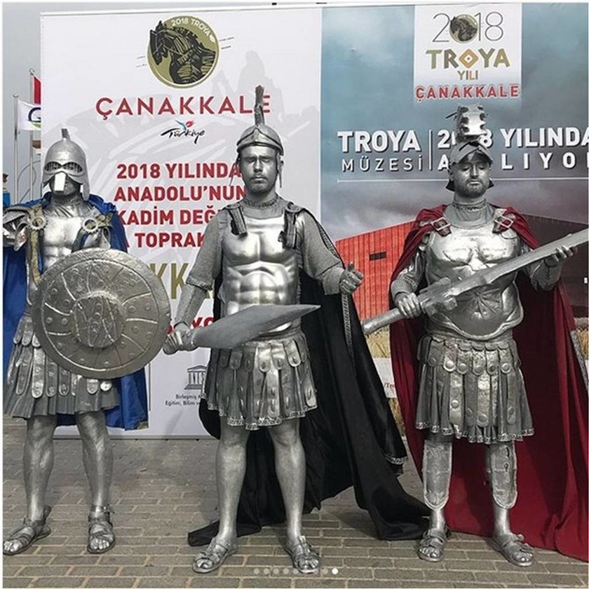 Η τουρκική προπαγάνδα στο… απόγειό της: Ανακήρυξε το 2018 σε «έτος Τροίας»! (pics+vids)