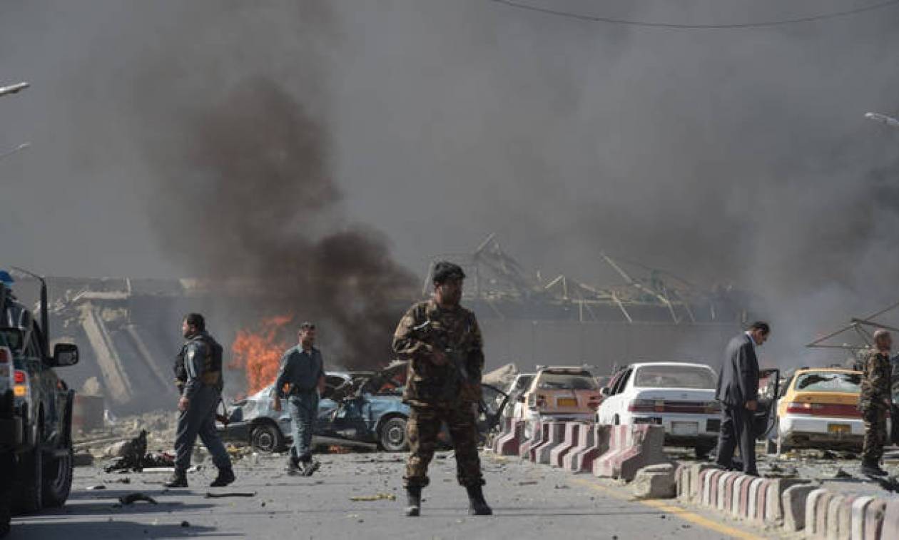 Ο τρόμος επέστρεψε στο Αφγανιστάν: Ισχυρή έκρηξη στο κέντρο της Καμπούλ