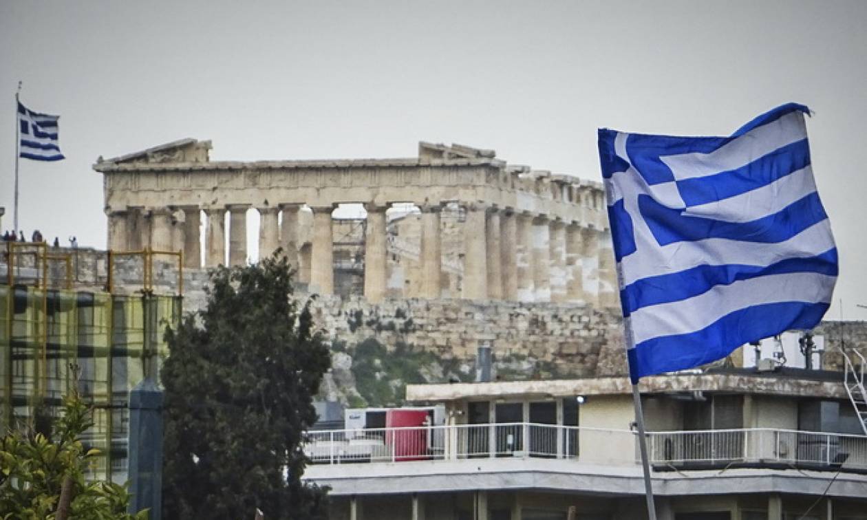 Τεράστιο το δημογραφικό πρόβλημα στην Ελλάδα: Ο πληθυσμός γερνάει ταχύτερα από τις προβλέψεις
