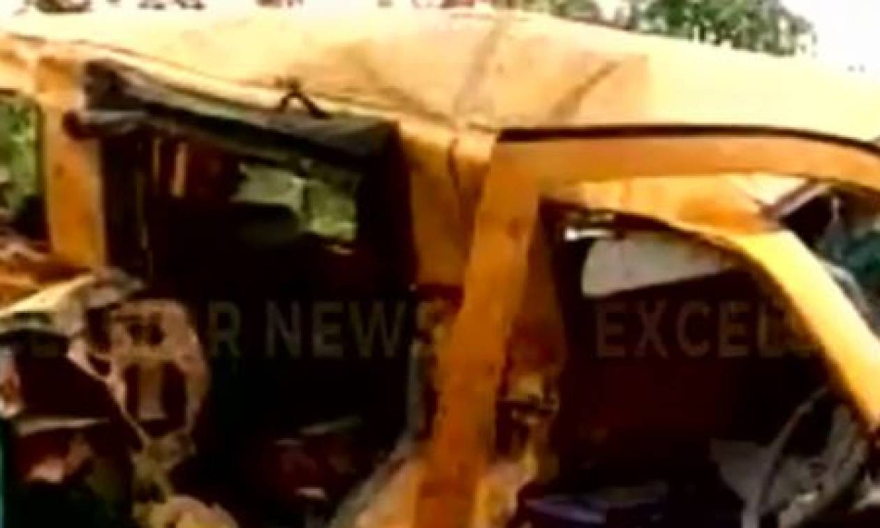 Ασύλληπτη τραγωδία με μαθητές: Σχολικό λεωφορείο συγκρούστηκε με τρένο – 13 παιδιά νεκρά (vid-pics)