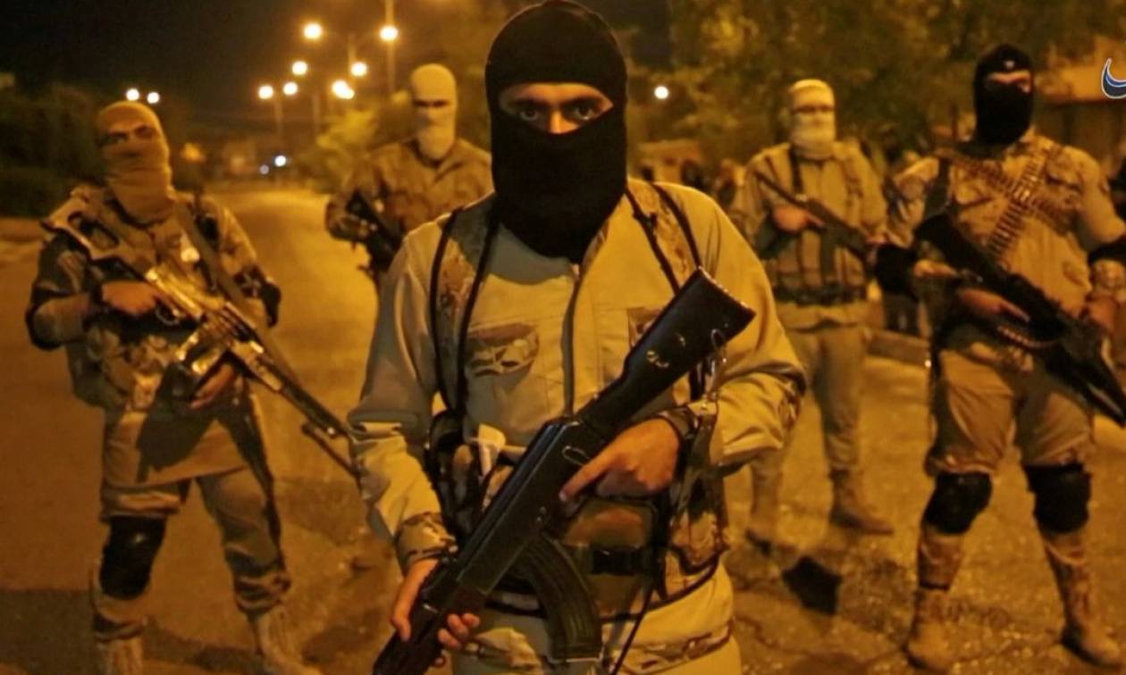 Ο τρόμος του ISIS επέστρεψε: Δημοσίευσαν σοκαριστικό βίντεο με την εκτέλεση δικηγόρων