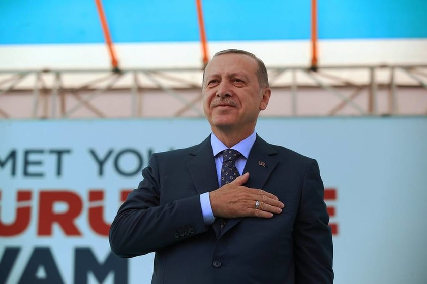 Η στιγμή της αλήθειας: Μπορεί η αντιπολίτευση να συντρίψει μια για πάντα τον Ερντογάν; (Pics+Vids)