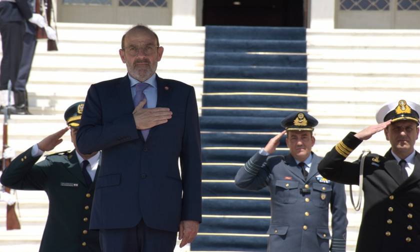 Την απελευθέρωση των δυο «απαχθέντων» Ελλήνων στρατιωτικών ζήτησε ο Υπουργός Άμυνας του Λιβάνου