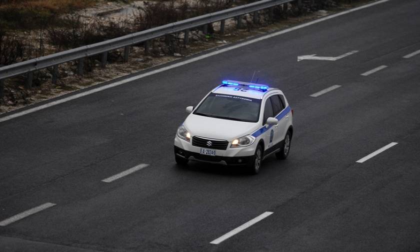 Καταδίωξη στη Θεσσαλονίκη - Είχε στοιβάξει 11 ανθρώπους στο αυτοκίνητό του