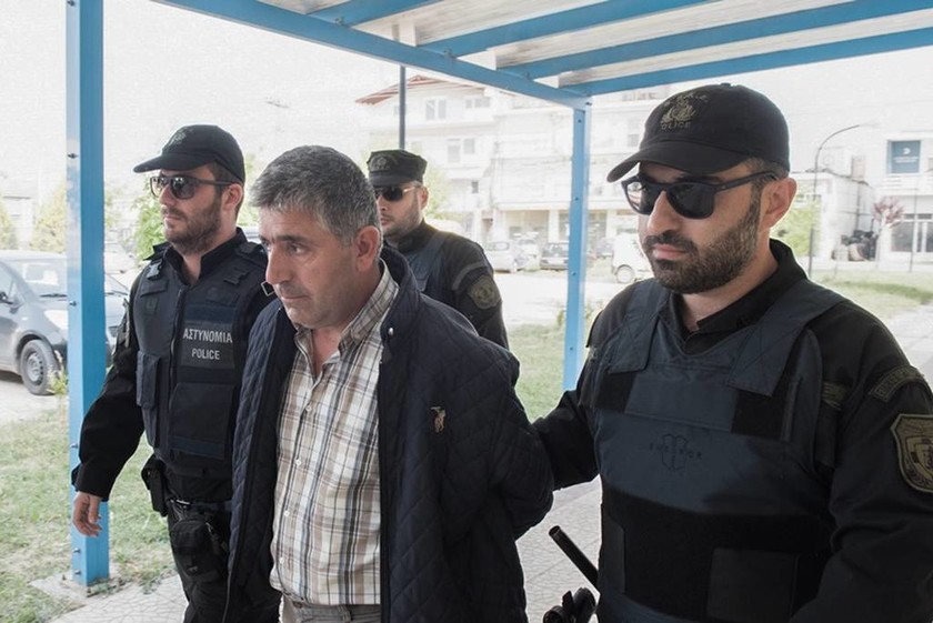 Γιος Τούρκου συλληφθέντα: Οι Έλληνες τον έπιασαν ως αντίποινα για τους δύο στρατιωτικούς (vid)