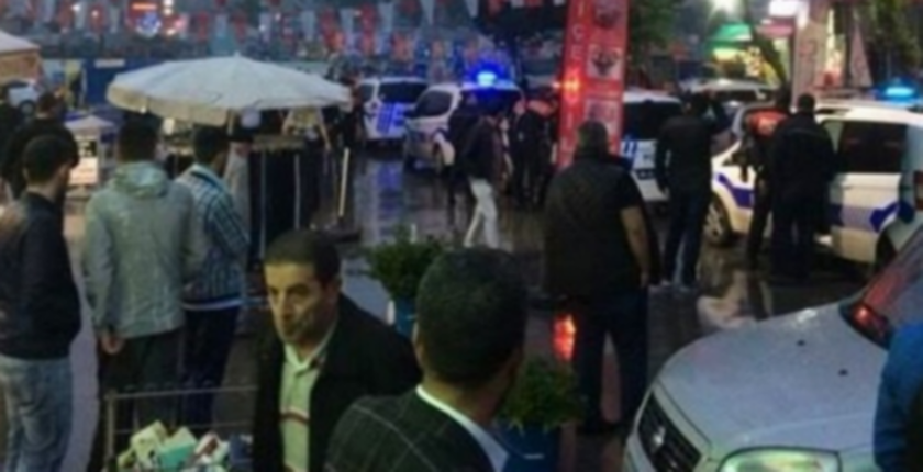 Άρχισαν τα... όργανα του Ερντογάν: «Γκρίζοι Λύκοι» μαχαίρωσαν μέλη του κόμματος Ακσενέρ (ΒΙΝΤΕΟ ΣΟΚ)