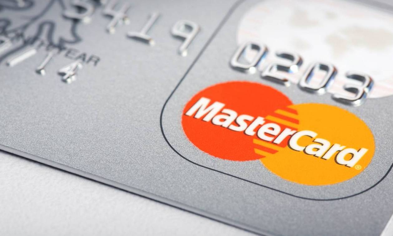 Mastercard: Οι συναλλαγές με κάρτα στην Ελλάδα αυξήθηκαν κατά 45%