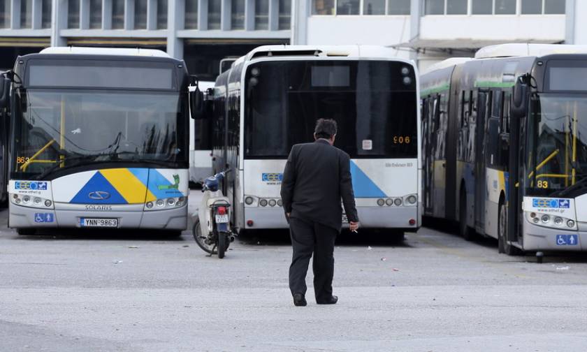 «Πειραιάς - Ακρόπολη - Σύνταγμα EXPRESS»: Επαναλειτουργεί η λεωφορειακή γραμμή Χ80