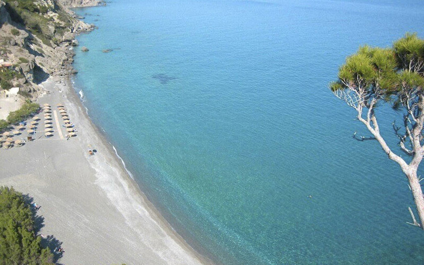 Αυτές είναι οι καθαρές και ασφαλείς παραλίες της Αττικής για το 2018 (ΛΙΣΤΑ)