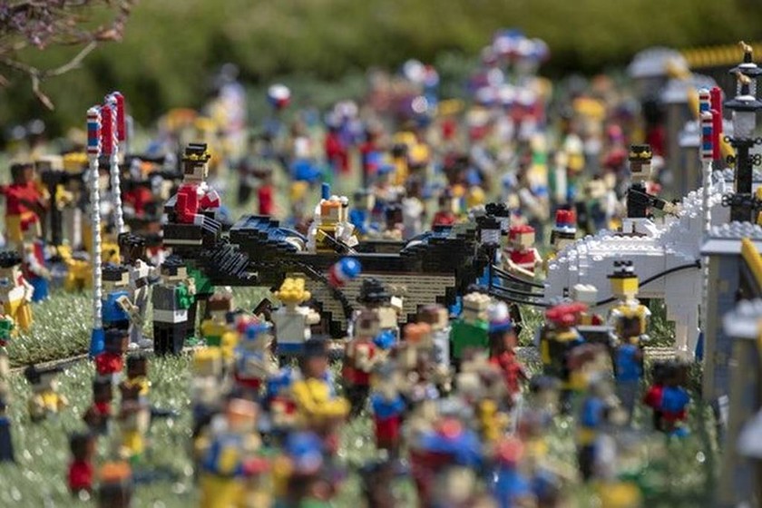 του Πρίγκιπα Χάρι και της Μέγκαν Μαρκλ τώρα και σε… Lego (pics)
