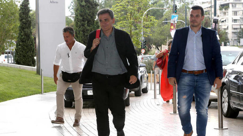 Αξιολόγηση: Στην Αθήνα οι Θεσμοί - Αγώνας δρόμου για τα προαπαιτούμενα με το βλέμμα στο Eurogroup