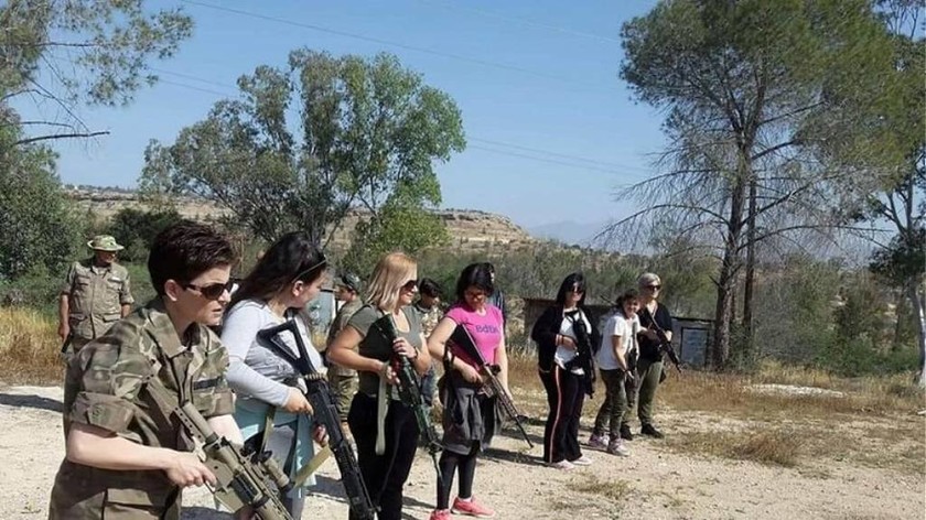 Επική γκάφα των Τούρκων για «στρατιωτικές ασκήσεις με γυναίκες και παιδιά στην Κύπρο» (pics)