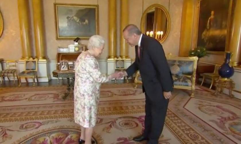Λονδίνο: Στο Παλάτι ο Ερντογάν - Συνάντηση με Κάρολο και βασίλισσα Ελισάβετ (vids)