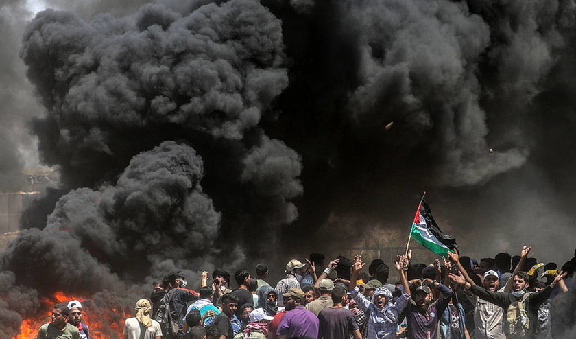 «Μετράνε» νεκρούς στη Γάζα και η Μέι ζητά «αυτοσυγκράτηση» από όλες τις πλευρές...