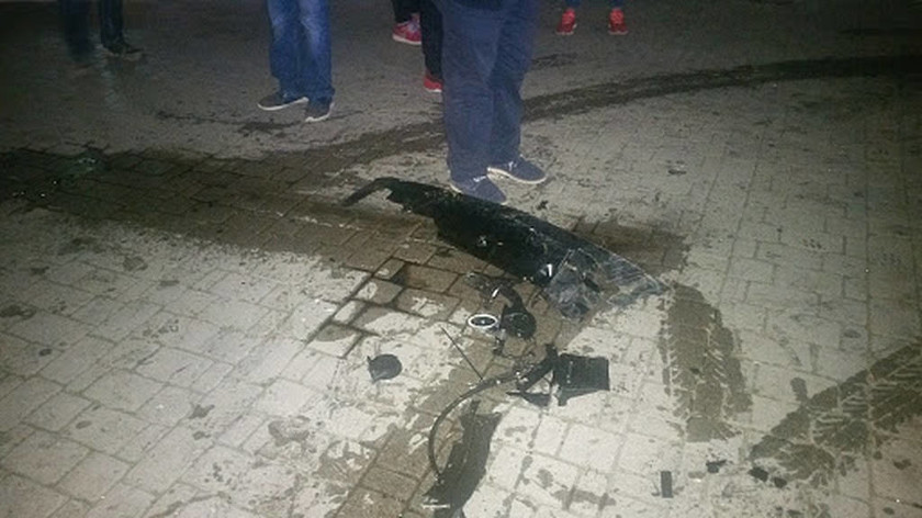 Παραλίγο τραγωδία στη Βέροια: Αυτοκίνητο καρφώθηκε σε φροντιστήριο (pics&vid)
