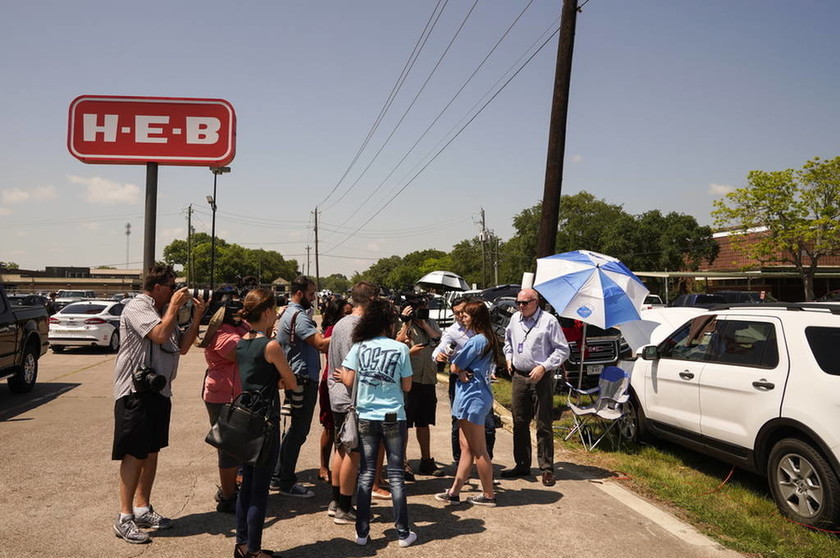 Reuters: Συγκλονισμένο το ελληνικό χωριό του δράστη του μακελειού στο Τέξας