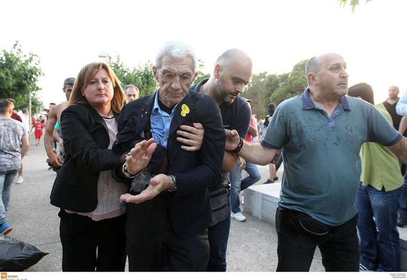 Ο Προκόπης Παυλόπουλος καταδικάζει την «φασιστική επίθεση» στον Γιάννη Μπουτάρη