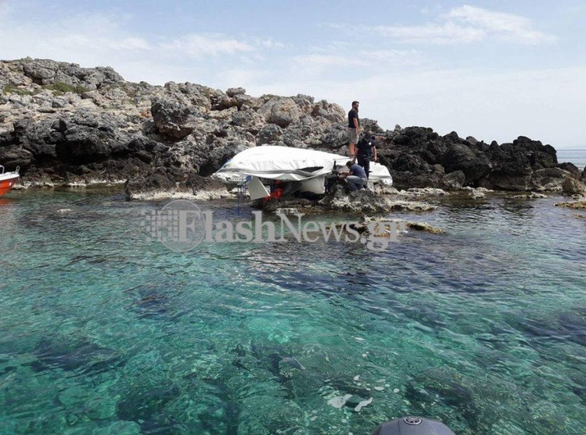 Κρήτη: Θρήνος στο ύστατο χαίρε του τρίτου νεκρού από την τραγωδία με το ταχύπλοο (video+pics)