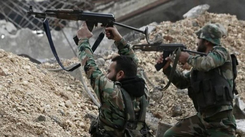 Συρία: Εγκαταλείπουν τη Δαμασκό οι τζιχαντιστές του ISIS – Ελεύθερη μετά από έξι χρόνια η πρωτεύουσα