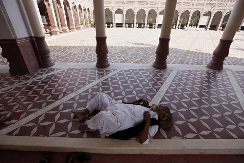 Καύσωνας «σαρώνει» το Πακιστάν: Ξεπέρασαν τους 180 οι νεκροί σε τέσσερις μόλις ημέρες