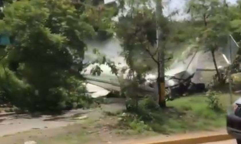 Συνετρίβη αεροσκάφος στην Ονδούρα - Τουλάχιστον έξι τραυματίες