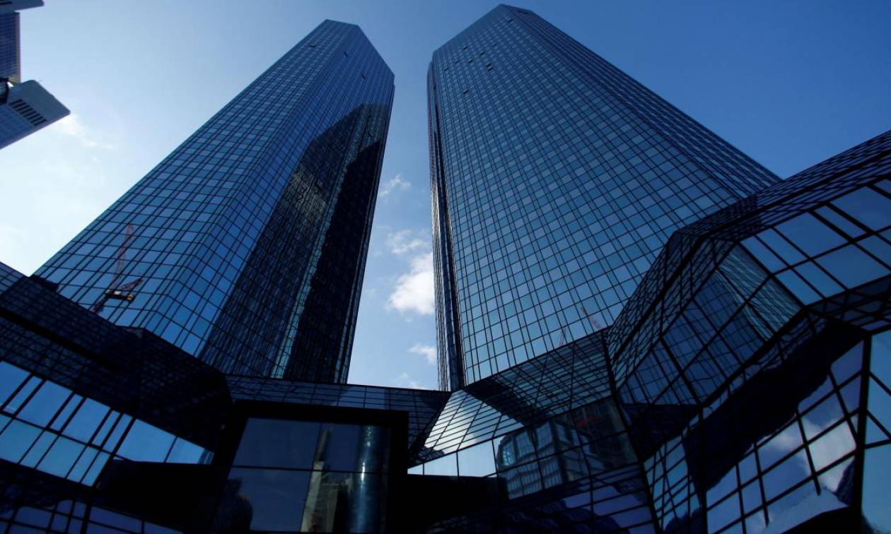 Deutsche Bank: «Κόβει» πάνω από 7.000 θέσεις εργασίας