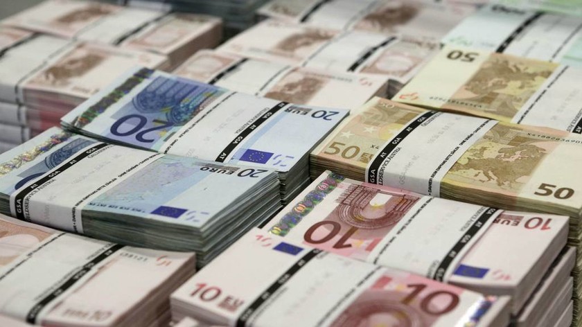 Στα 2,28 δισ. ευρώ το πρωτογενές πλεόνασμα στο τετράμηνο 