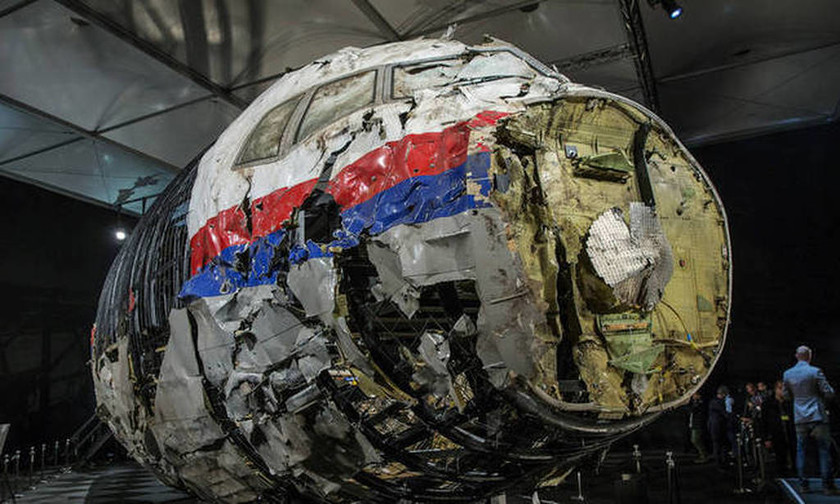 Νέες αποκαλύψεις για τον πύραυλο που κατέρριψε την πτήση ΜΗ17 στην Ουκρανία (Pics+Vid)