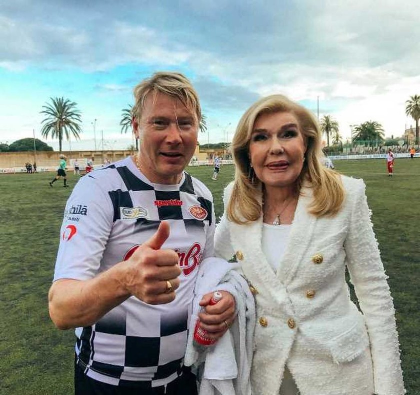 Η Μαριάννα Βαρδινογιάννη με τον πρώην παγκόσμιο πρωταθλητή της Formula 1  Μika Hakkinen