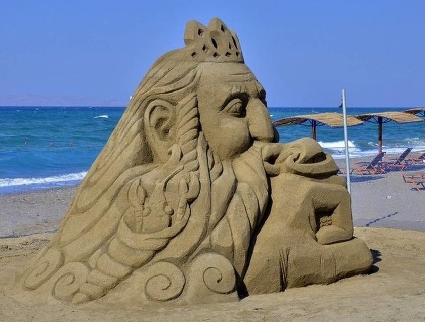 Αμμουδάρα: Για τρίτη χρονιά το Φεστιβάλ Γλυπτικής στην άμμο